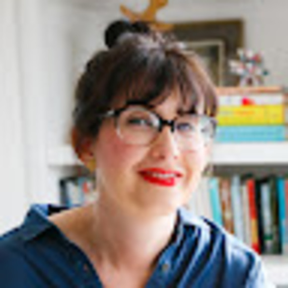 Meet your Posher, Emily - Picture 1 of 1